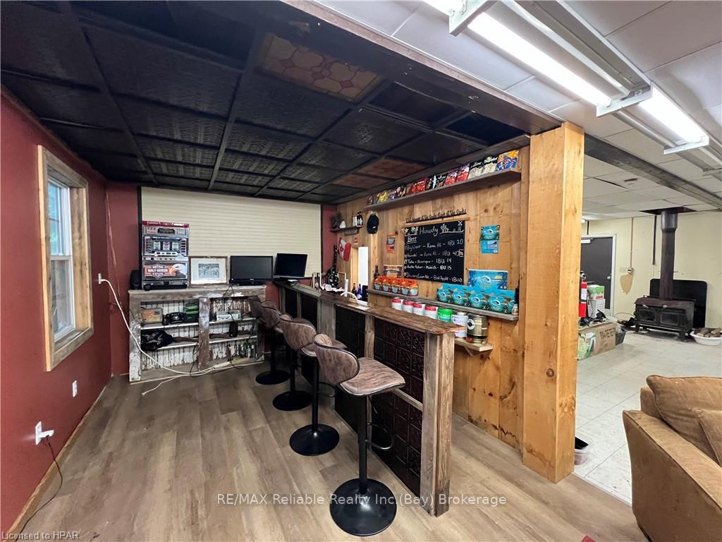 Photo 32 of 37980 Dashwood Road, Bluewater, Hay — HOMEH