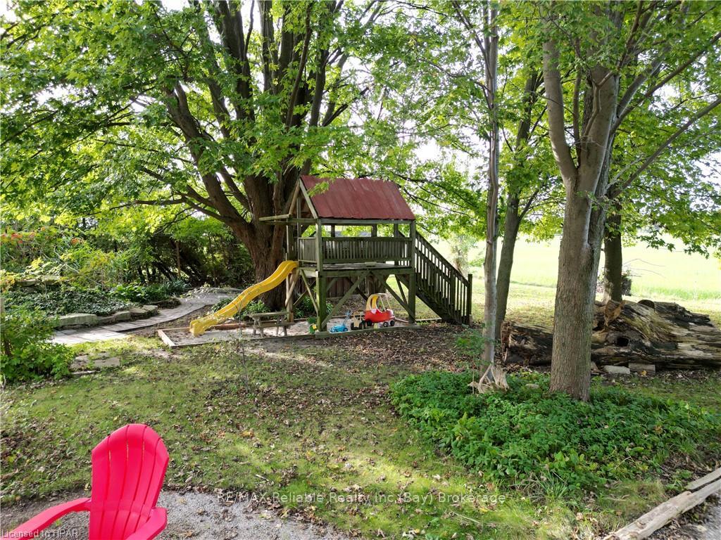 Photo 42 of 37980 Dashwood Road, Bluewater, Hay — HOMEH