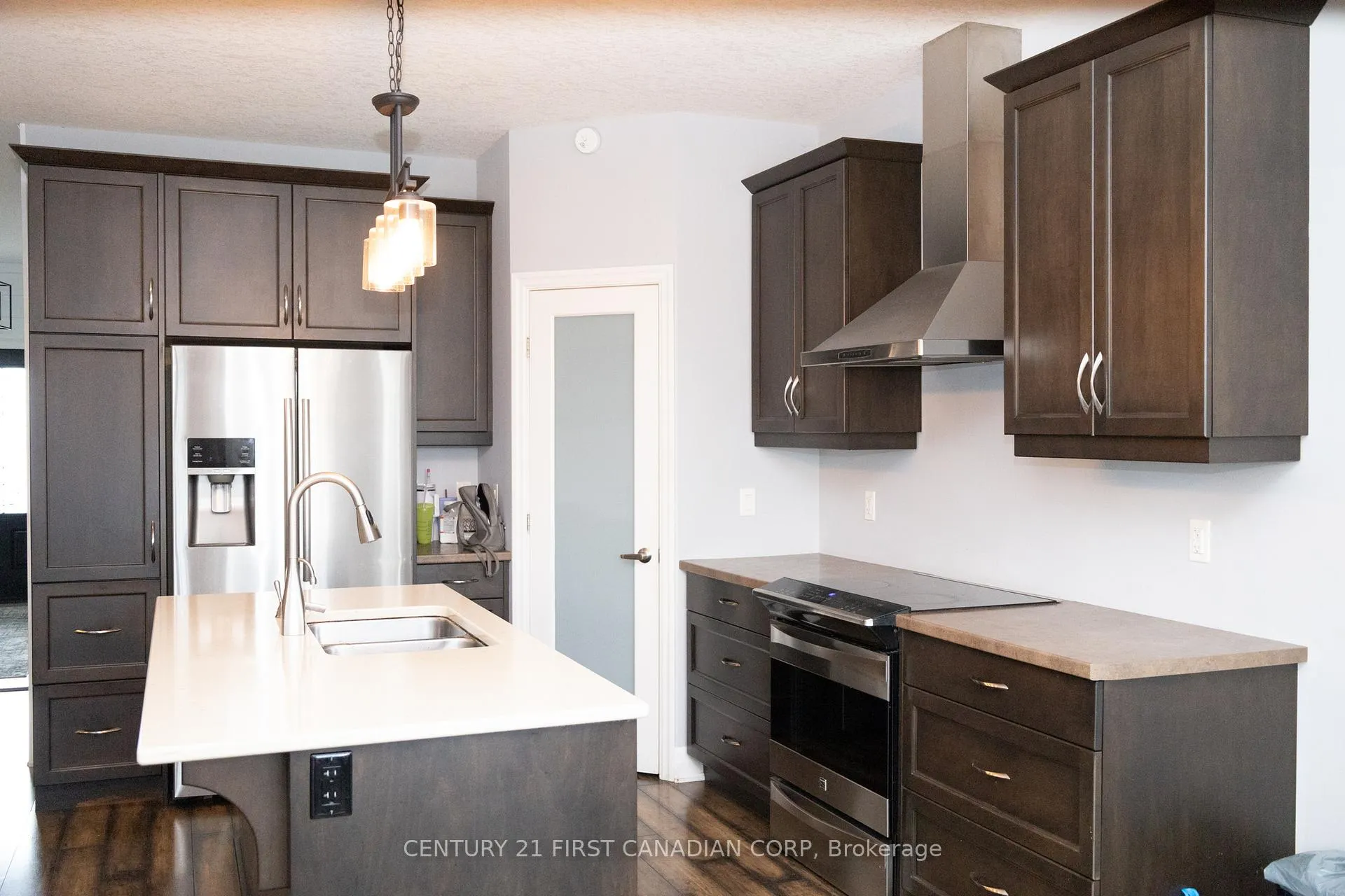 Photo 4 of 29 Hedges Court, St. Thomas — HOMEH