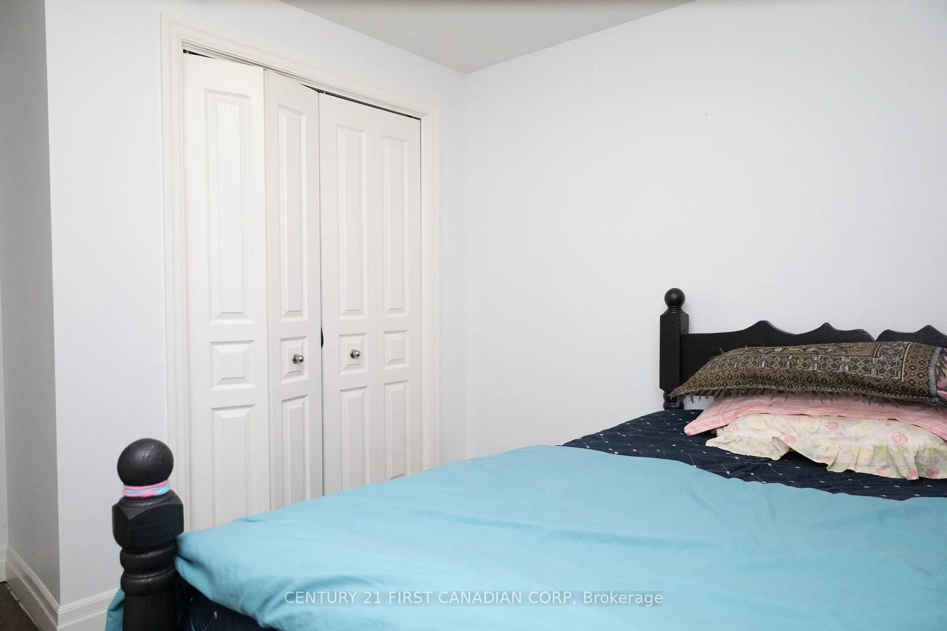 Photo 18 of 29 Hedges Court, St. Thomas — HOMEH