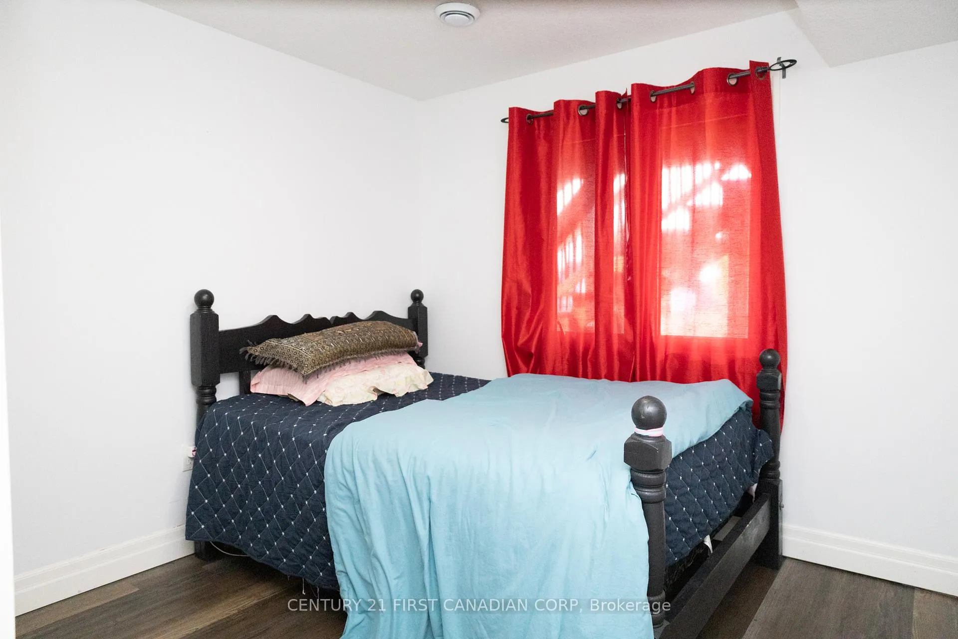 Photo 19 of 29 Hedges Court, St. Thomas — HOMEH