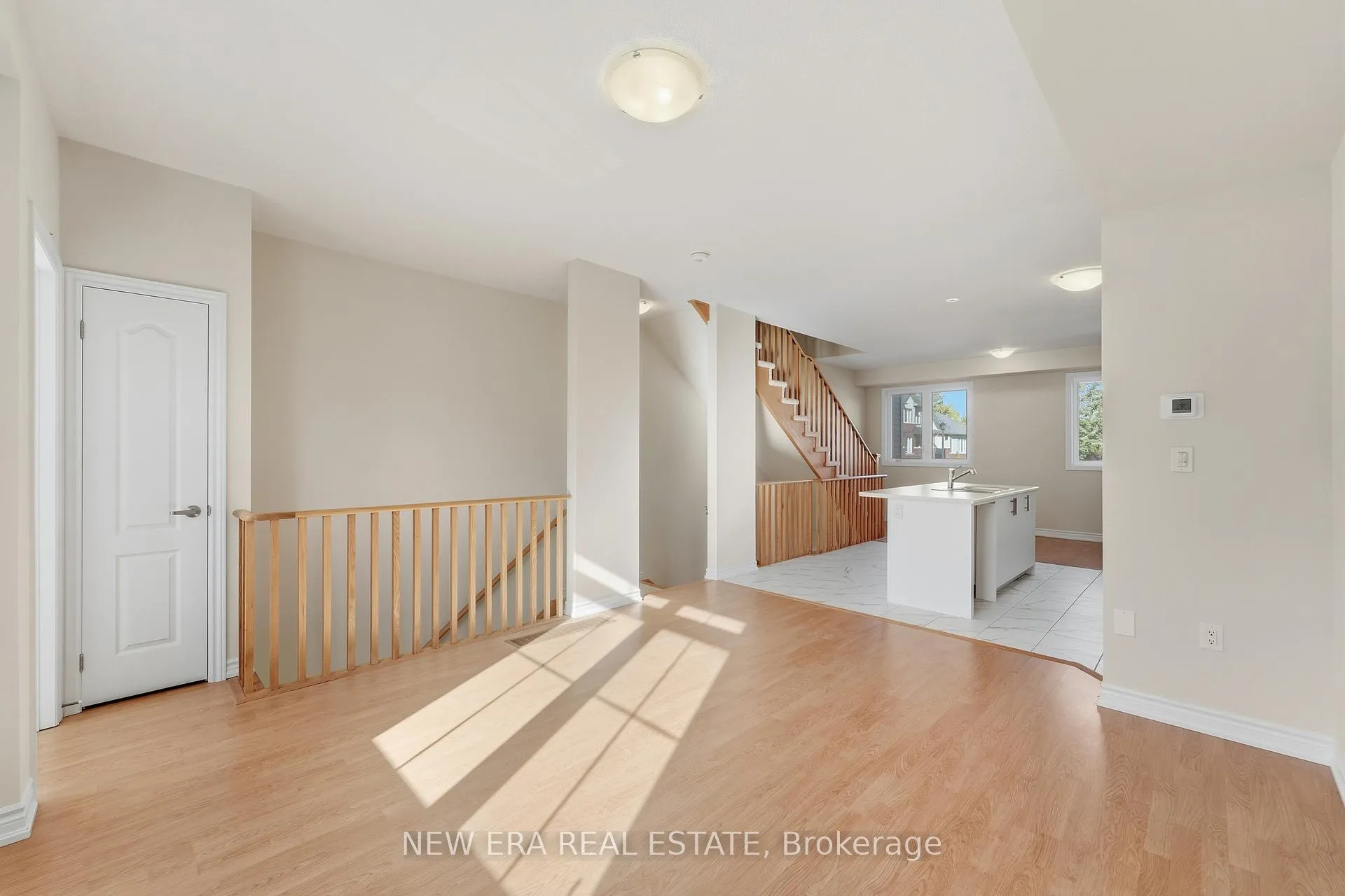 Photo 16 of 6 Malone Lane, Clarington, Courtice — HOMEH