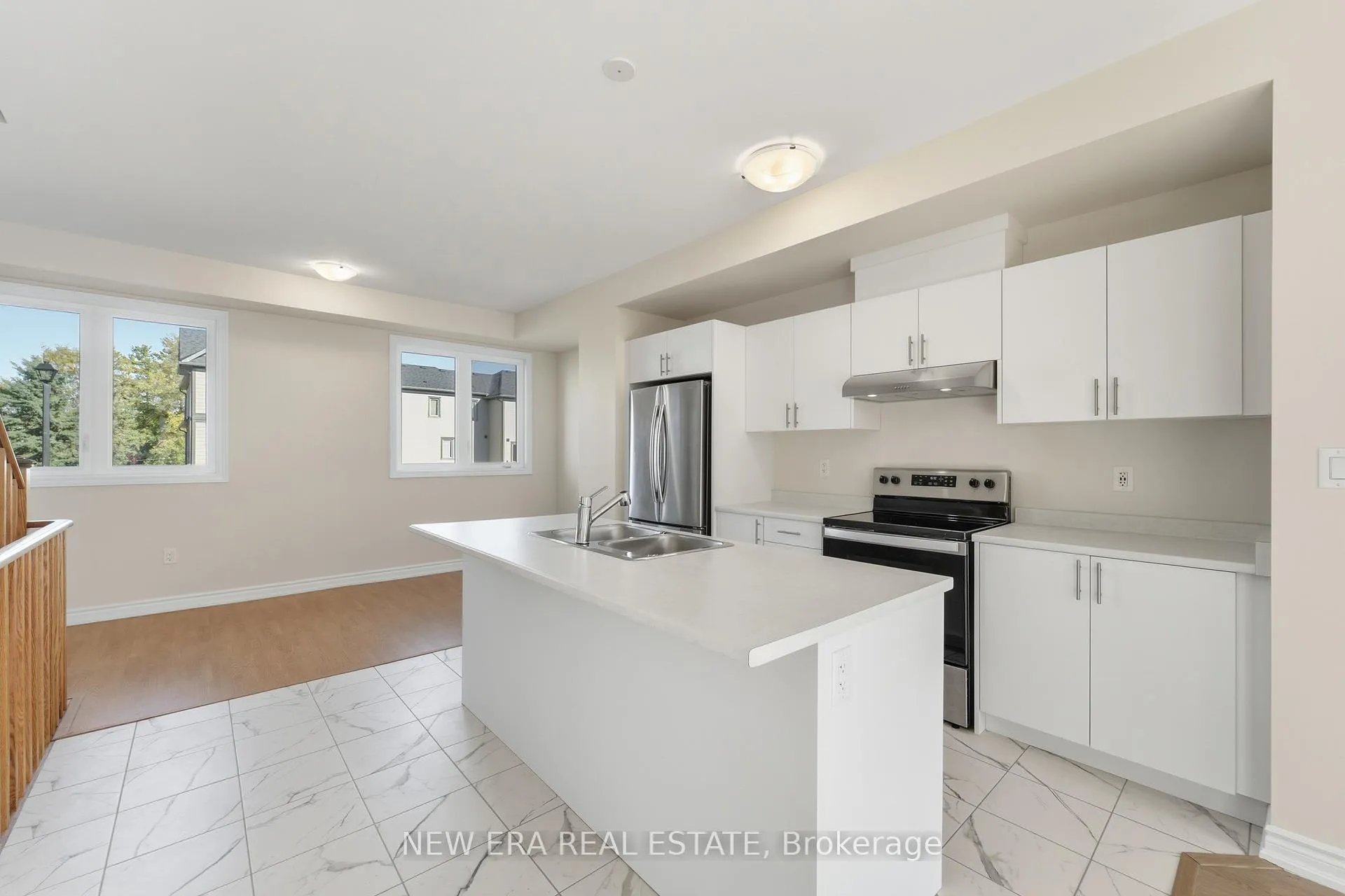 Photo 18 of 6 Malone Lane, Clarington, Courtice — HOMEH