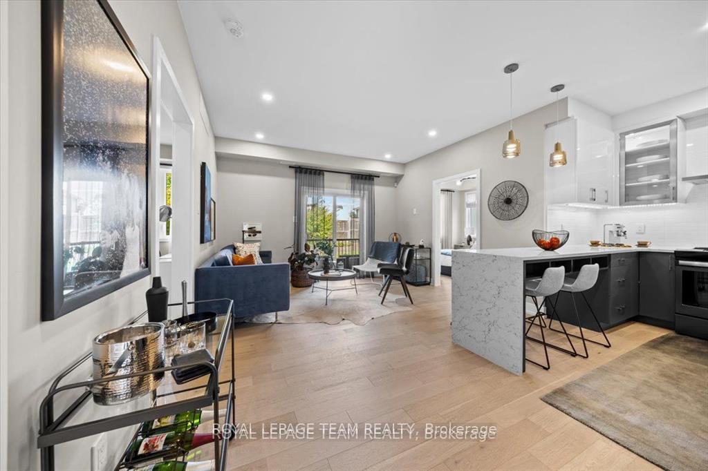Photo 3 of Unit 3208, 2370 Tenth Line Road, Ottawa, Avalon West — HOMEH