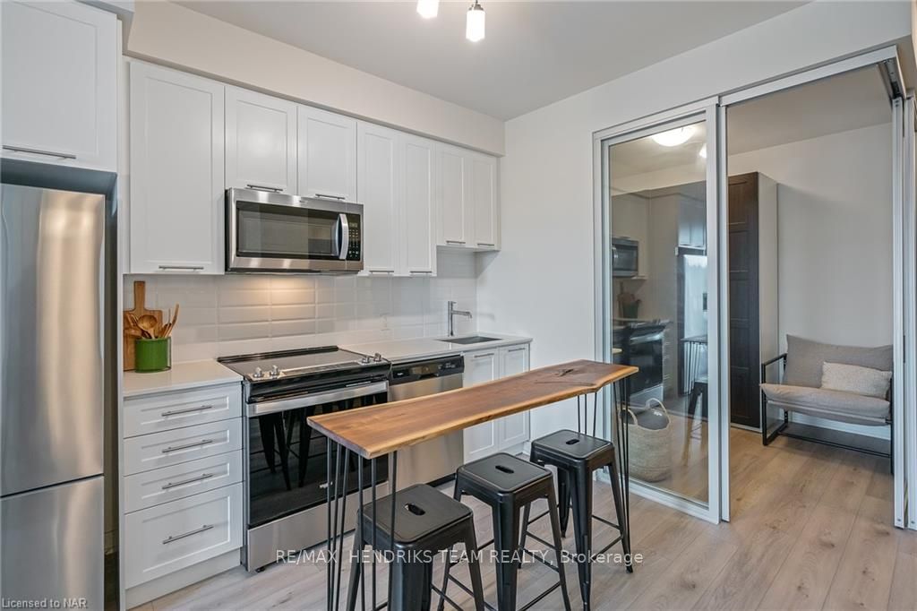 Photo 10 of Unit 1412, 385 Winston Road, Grimsby, Grimsby Beach — HOMEH