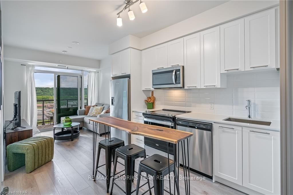 Photo 12 of Unit 1412, 385 Winston Road, Grimsby, Grimsby Beach — HOMEH