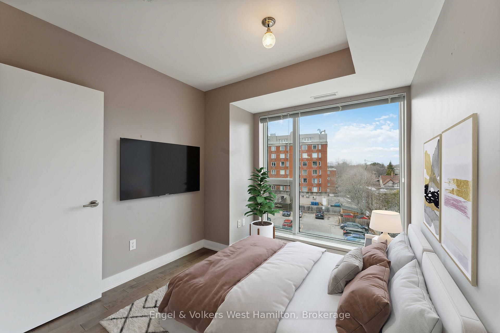 Photo 12 of Unit 412, 411 Mackay Street, Ottawa, Lindenlea — HOMEH