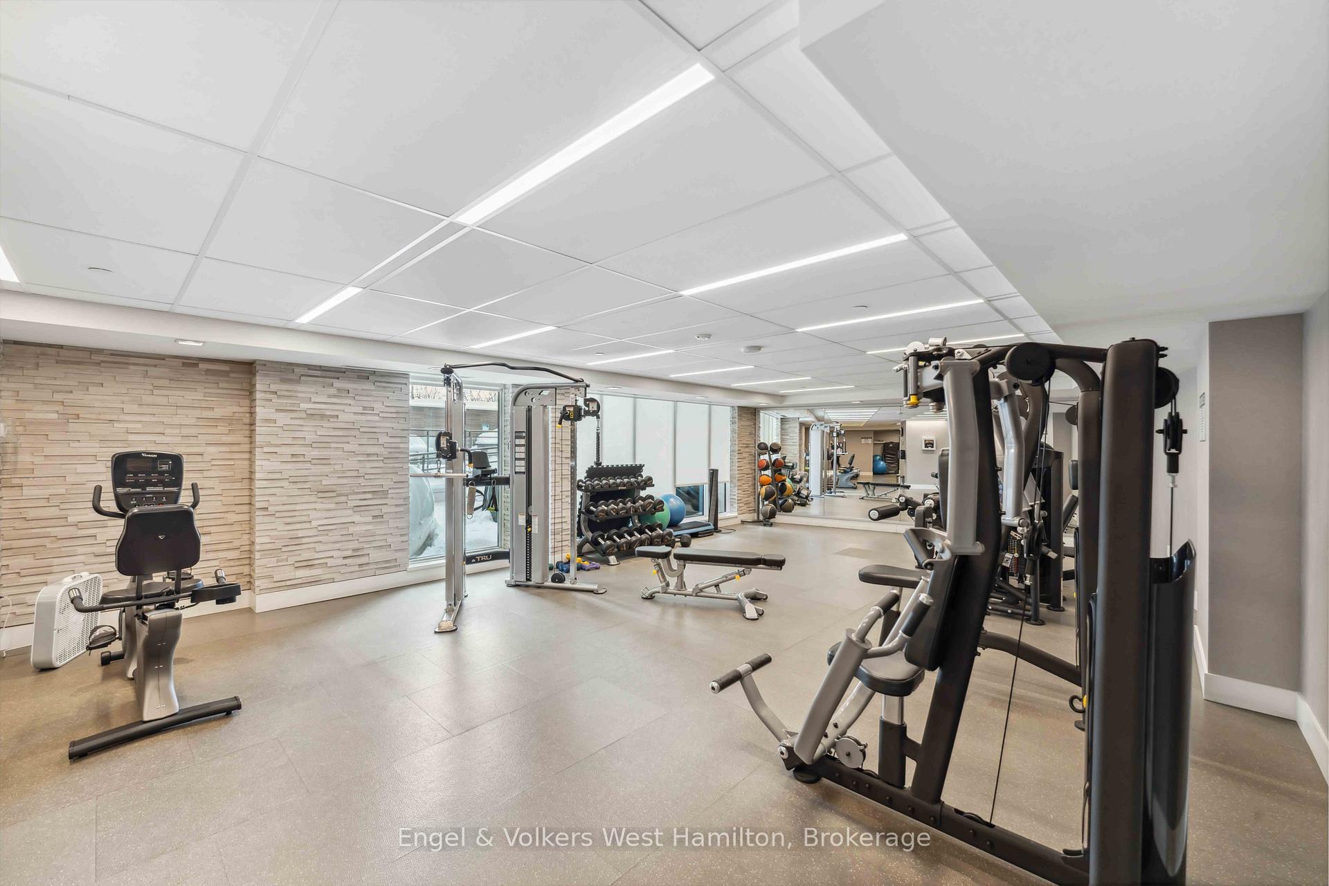 Photo 23 of Unit 412, 411 Mackay Street, Ottawa, Lindenlea — HOMEH