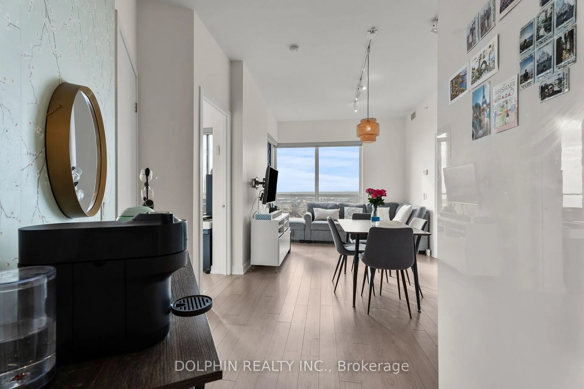 Photo 4 of Unit 4304, 10 Park Lawn Road, Etobicoke, Mimico — HOMEH