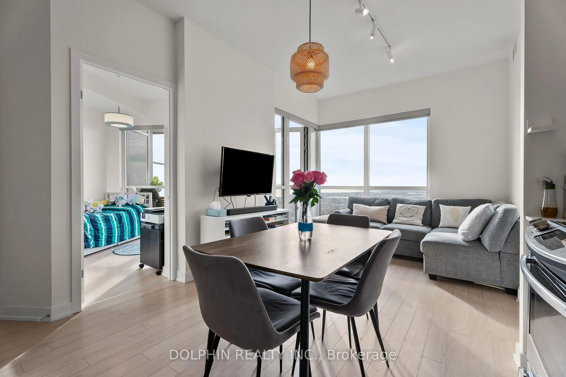 Photo 5 of Unit 4304, 10 Park Lawn Road, Etobicoke, Mimico — HOMEH