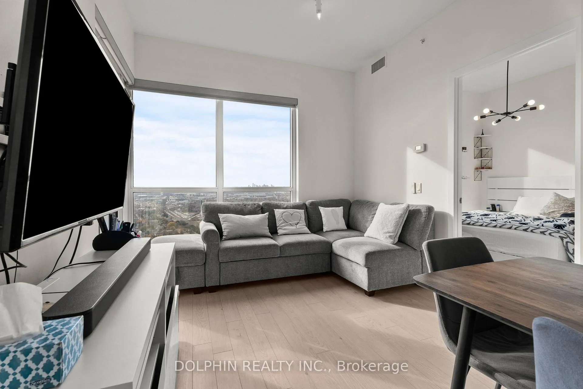 Photo 6 of Unit 4304, 10 Park Lawn Road, Etobicoke, Mimico — HOMEH