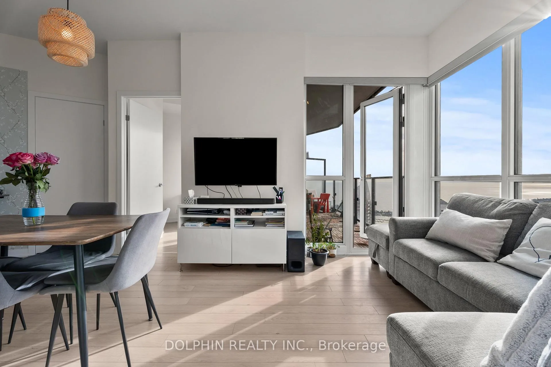 Photo 7 of Unit 4304, 10 Park Lawn Road, Etobicoke, Mimico — HOMEH