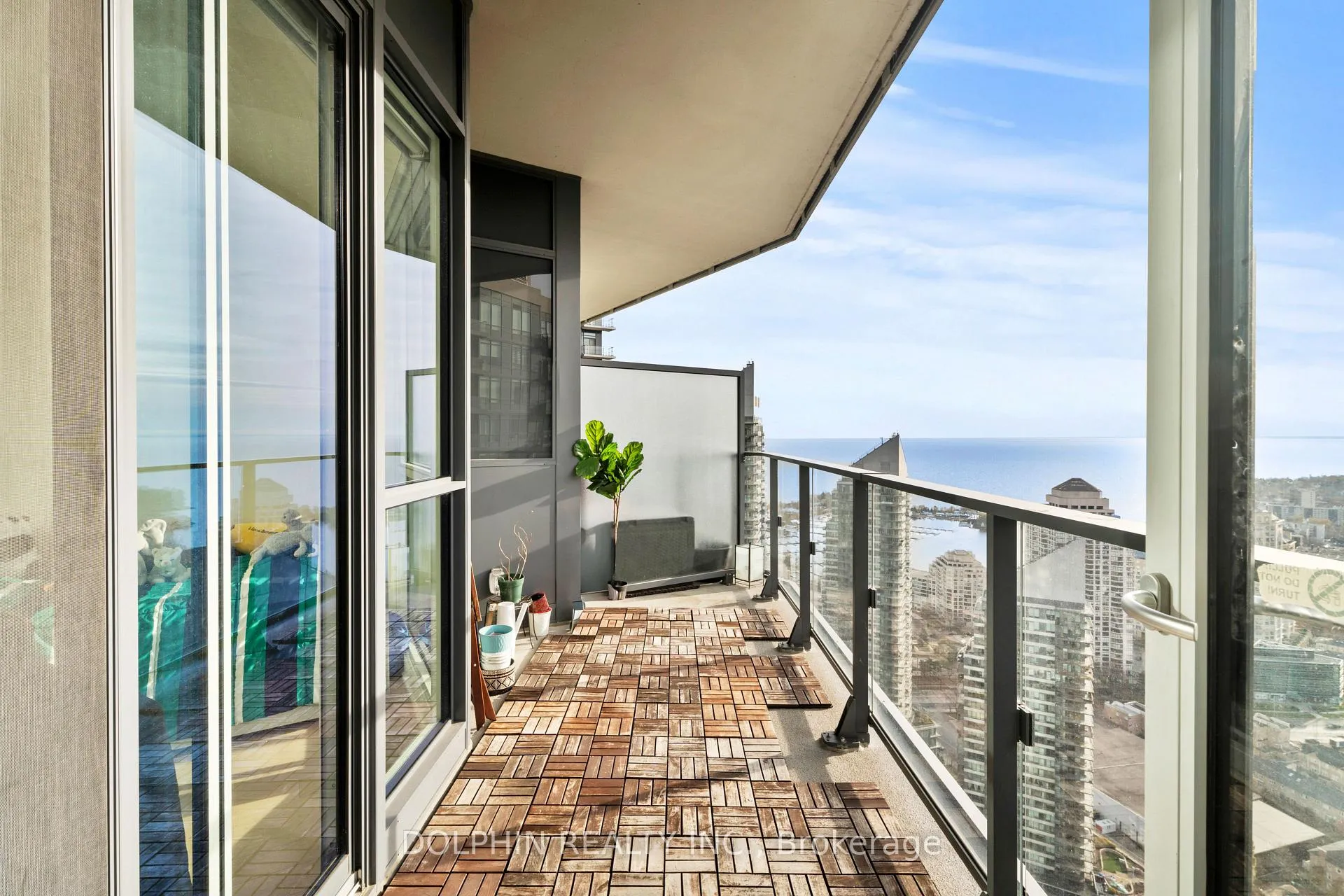 Photo 22 of Unit 4304, 10 Park Lawn Road, Etobicoke, Mimico — HOMEH