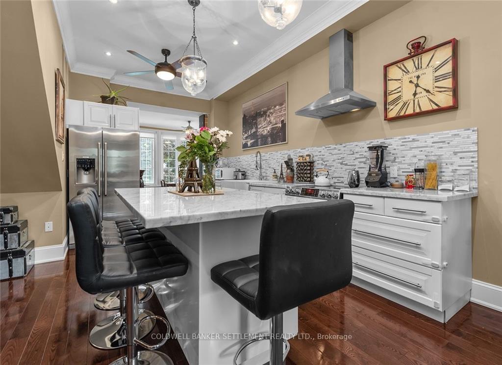 Photo 7 of Unit 6, 19 Main Street E, Westport — HOMEH