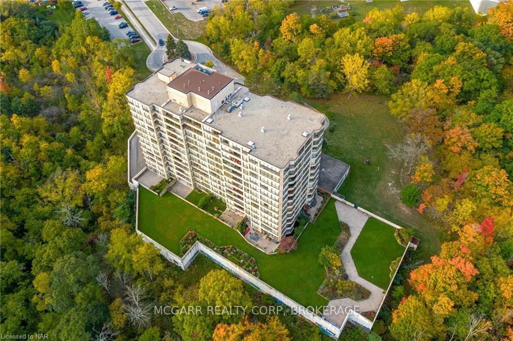 Photo 1 of Unit 908, 3 Towering Heights Boulevard, St. Catharines, Glendale/Glenridge — HOMEH
