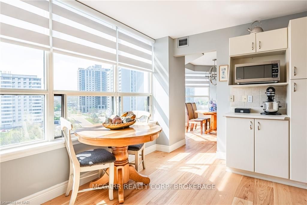 Photo 16 of Unit 908, 3 Towering Heights Boulevard, St. Catharines, Glendale/Glenridge — HOMEH