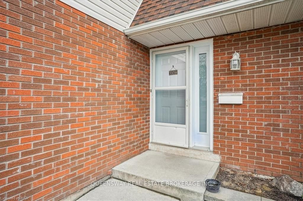 Photo 4 of Unit 10, 286 Cushman Road, St. Catharines, Carlton/Bunting — HOMEH