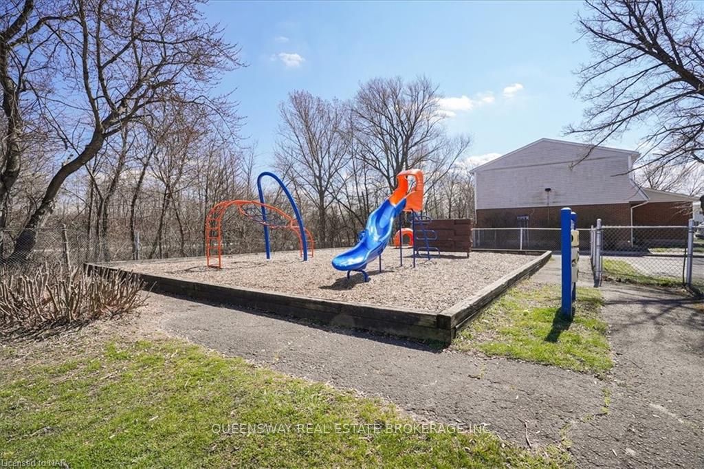 Photo 35 of Unit 10, 286 Cushman Road, St. Catharines, Carlton/Bunting — HOMEH