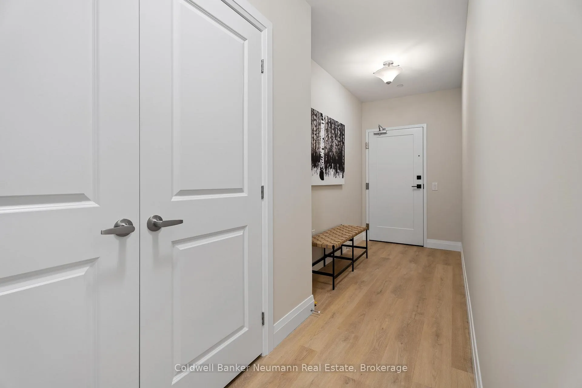Photo 2 of Unit 209, 1882 Gordon Street, Guelph, Pineridge/Westminster Woods — HOMEH