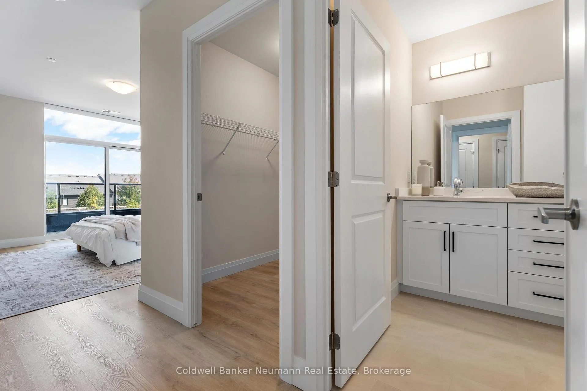Photo 5 of Unit 209, 1882 Gordon Street, Guelph, Pineridge/Westminster Woods — HOMEH