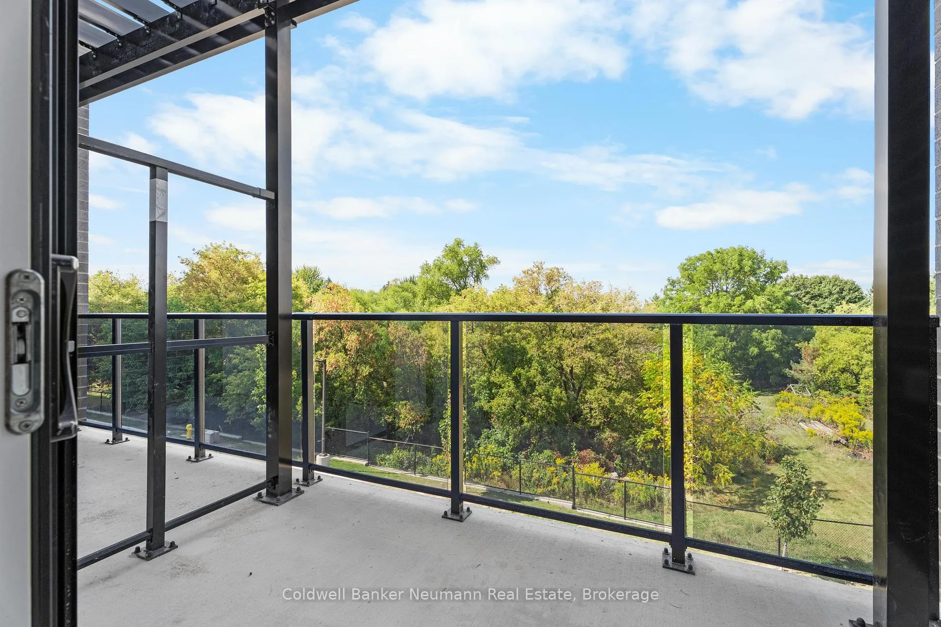 Photo 17 of Unit 209, 1882 Gordon Street, Guelph, Pineridge/Westminster Woods — HOMEH
