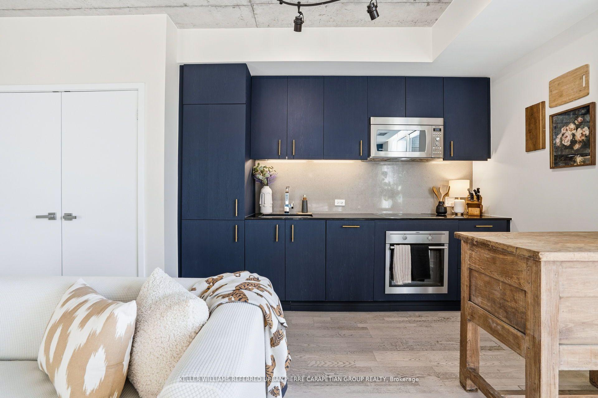 Photo 5 of Unit 1012, 20 Minowan Miikan Lane, Toronto, Little Portugal — HOMEH
