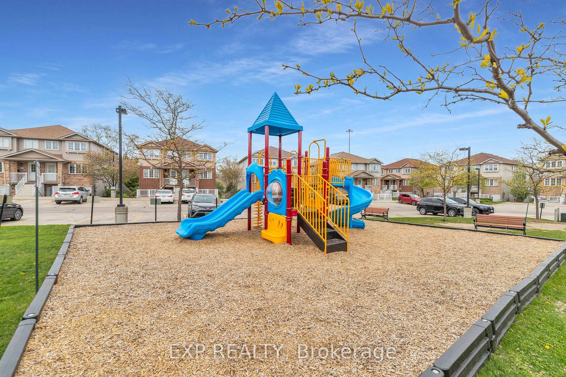 Photo 15 of Unit 12C, 50 Howe Drive, Kitchener — HOMEH