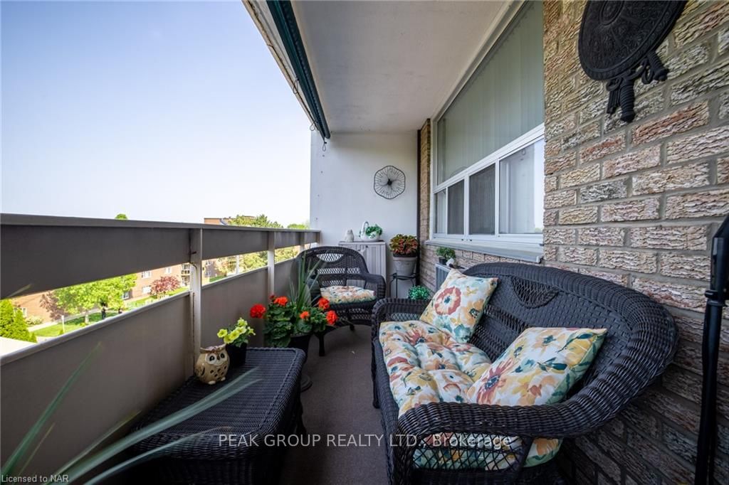 Photo 5 of Unit 507, 365 Geneva Street, St. Catharines, Fairview — HOMEH