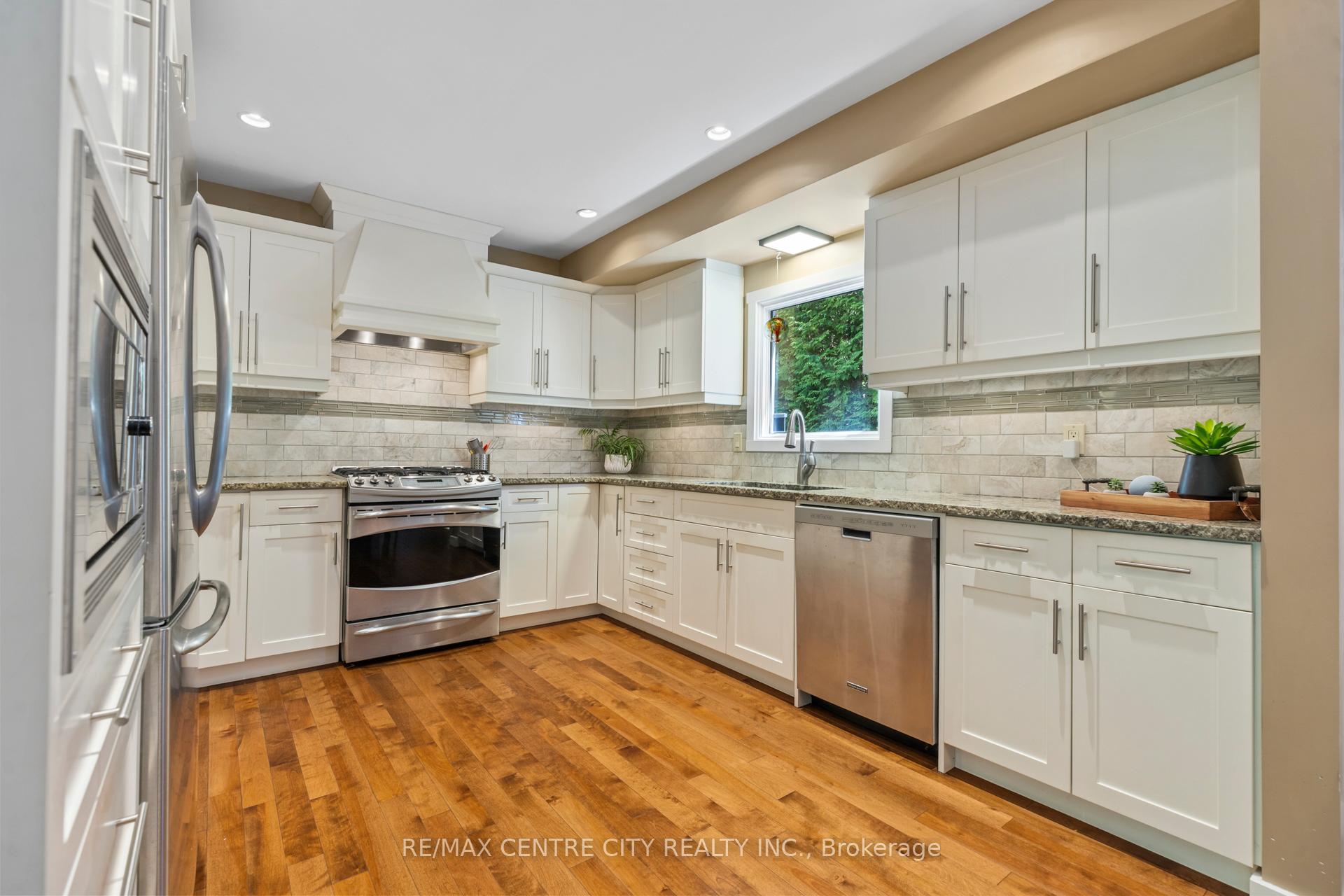 Photo 3 of 4500 East Road E, Central Elgin, Port Stanley — HOMEH