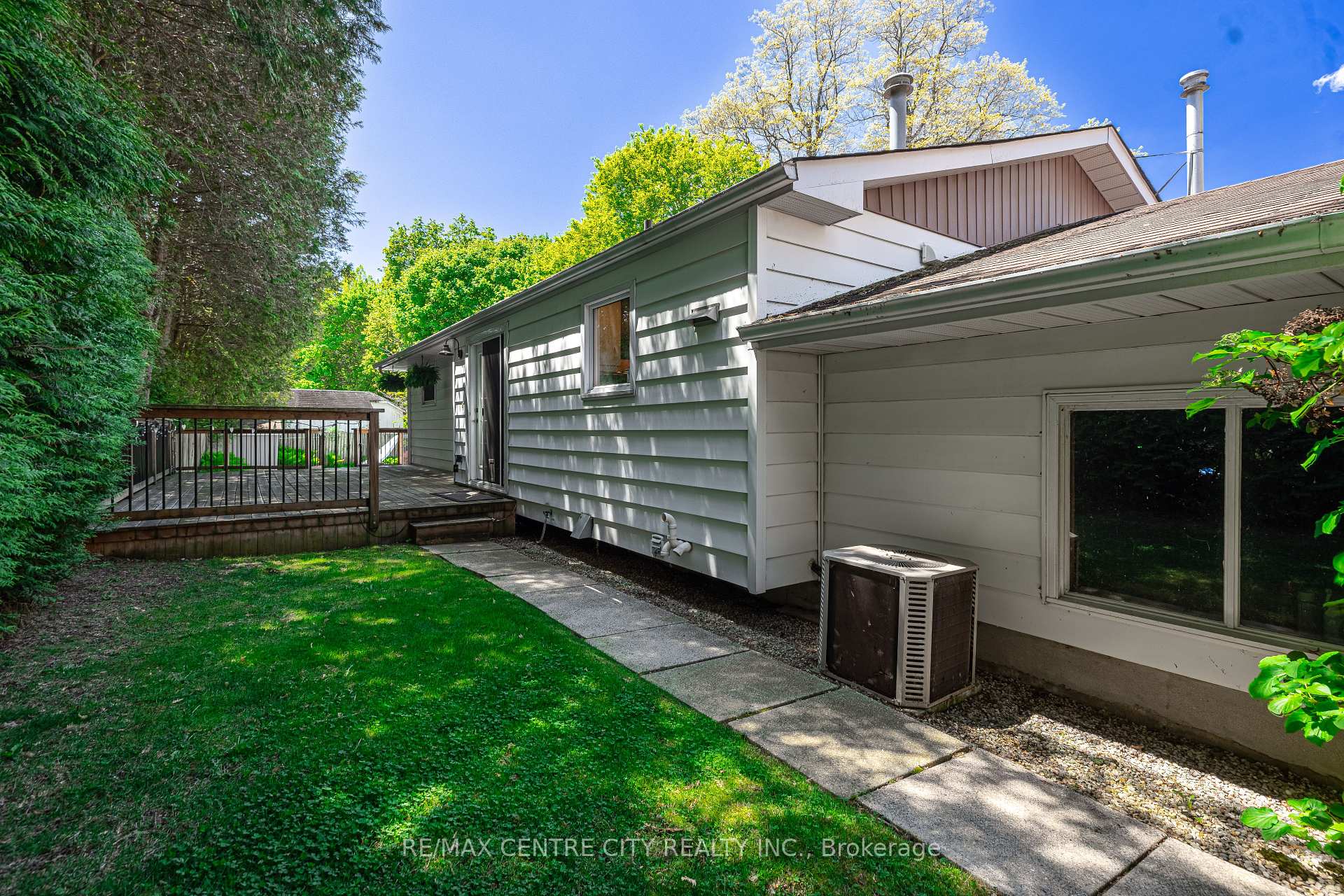 Photo 20 of 4500 East Road E, Central Elgin, Port Stanley — HOMEH