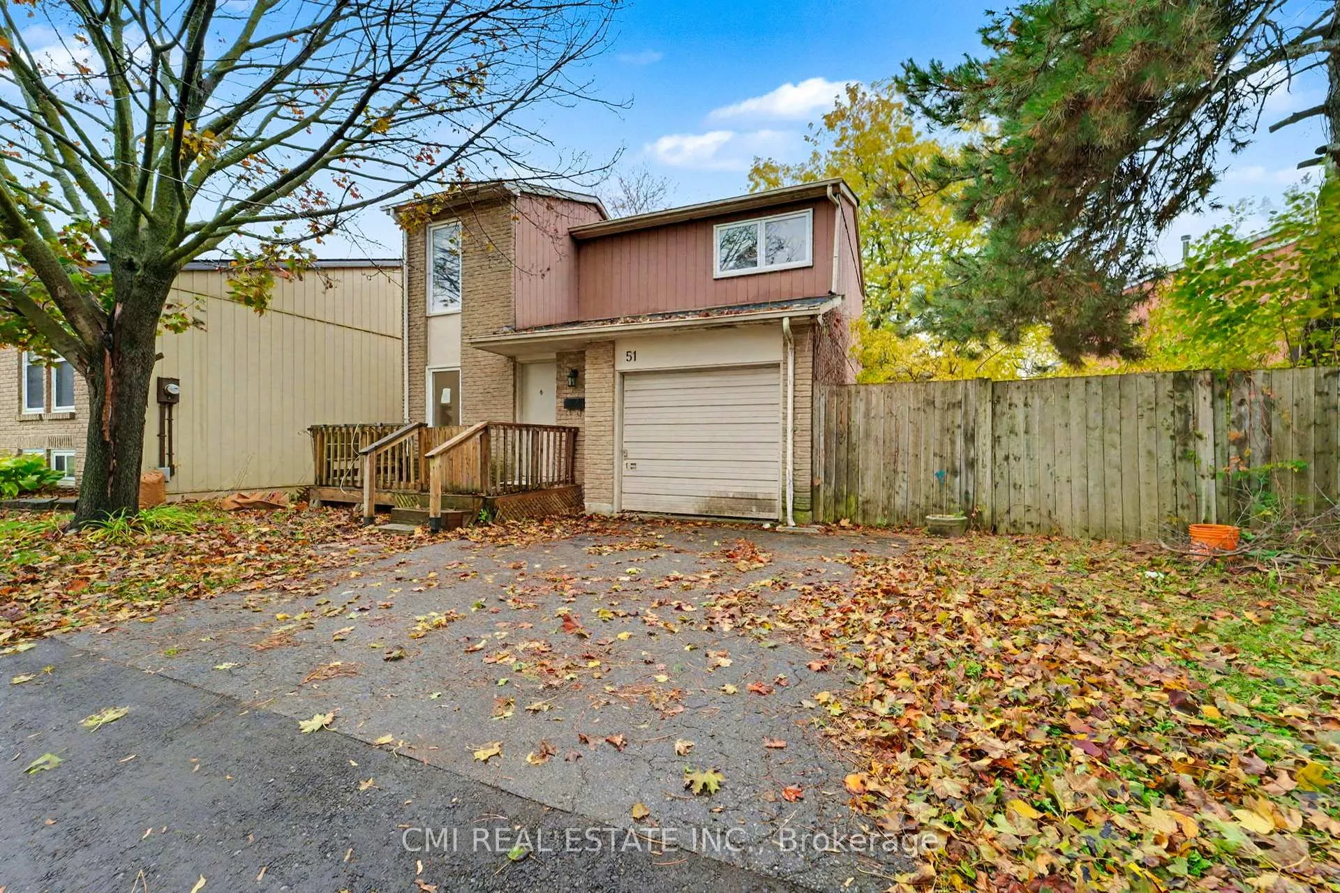 Photo 2 of 51 Lucas Lane, Ajax, South West — HOMEH
