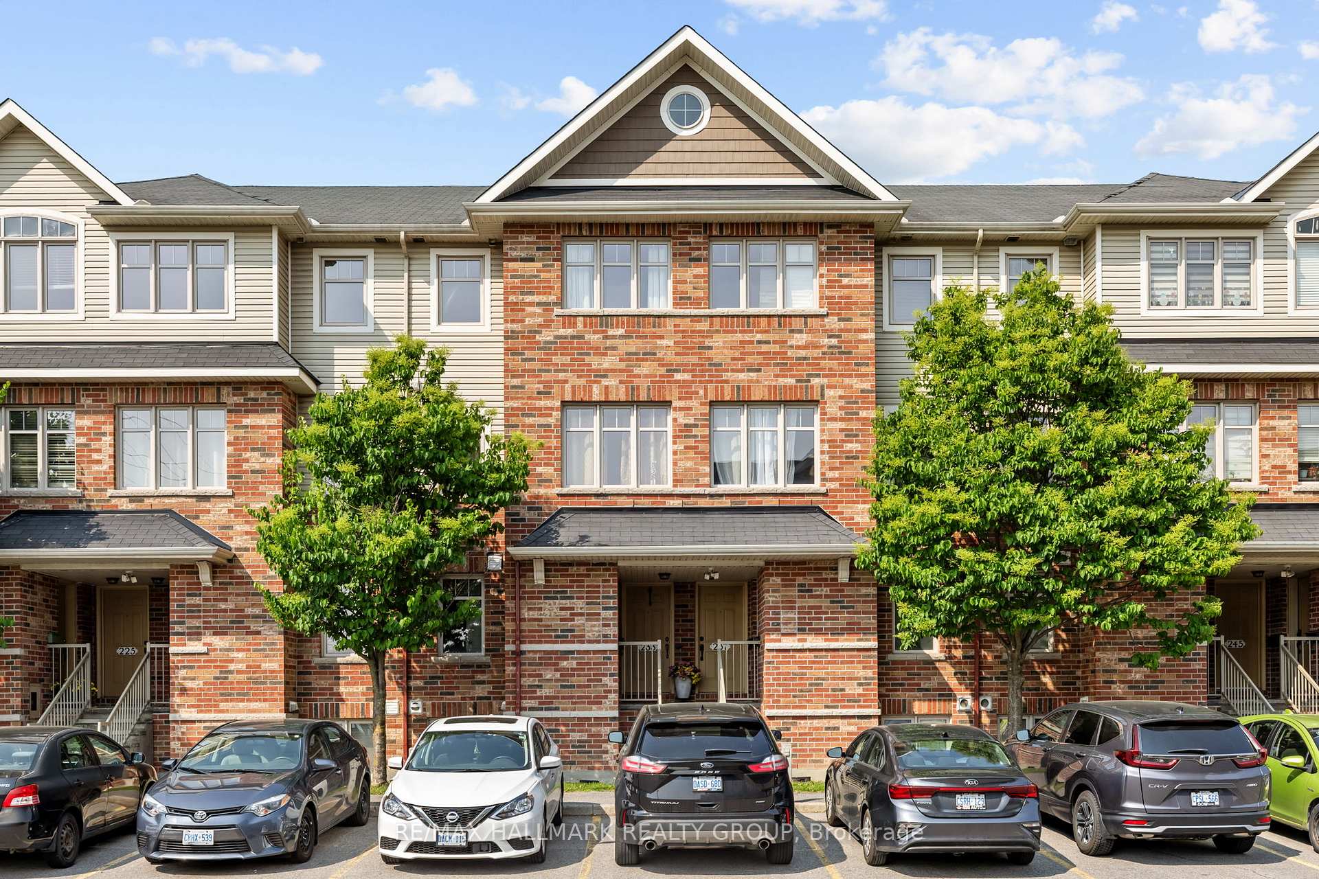 Photo 1 of 235 Keltie Private, Ottawa, Barrhaven - Longfields — HOMEH