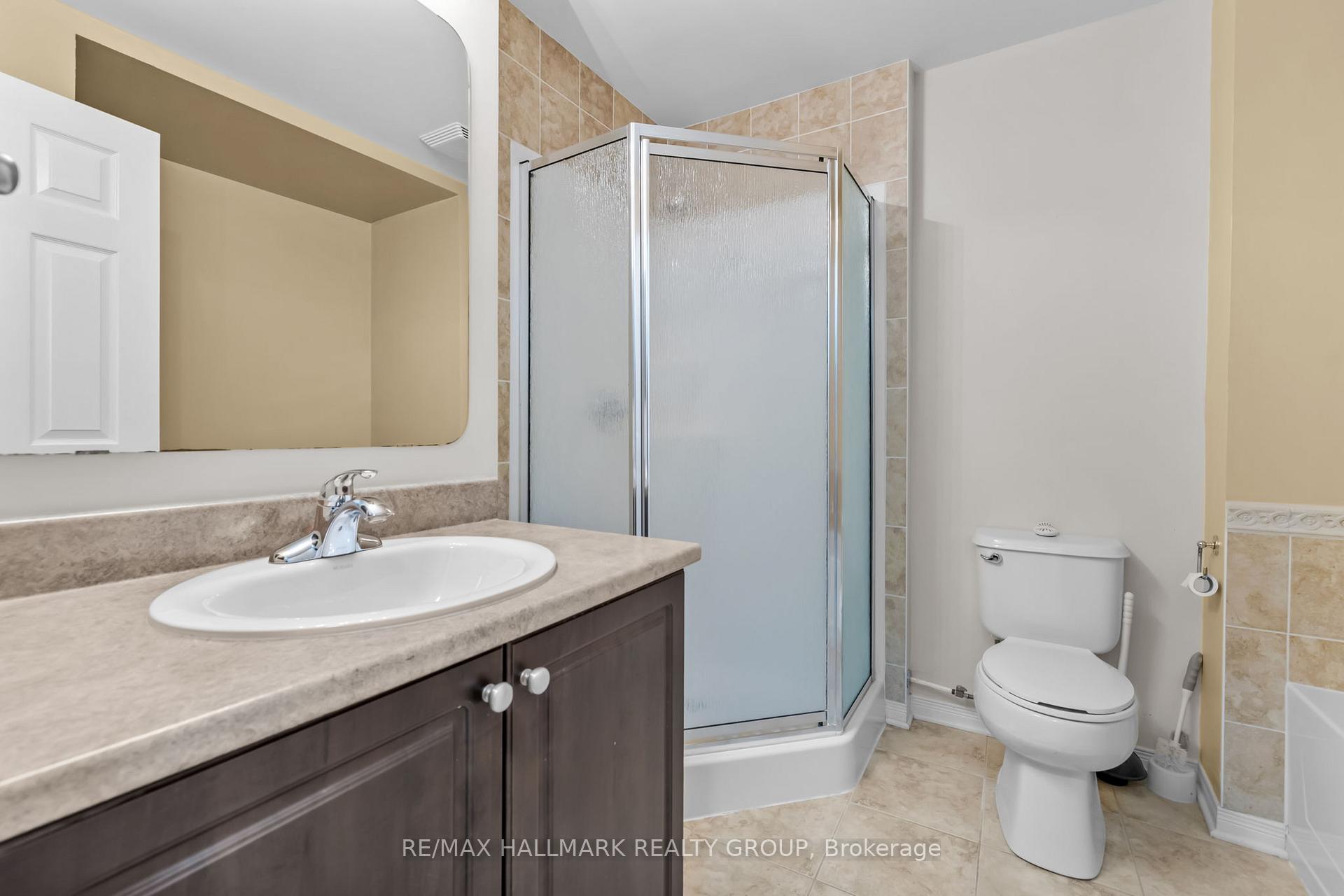 Photo 13 of 235 Keltie Private, Ottawa, Barrhaven - Longfields — HOMEH