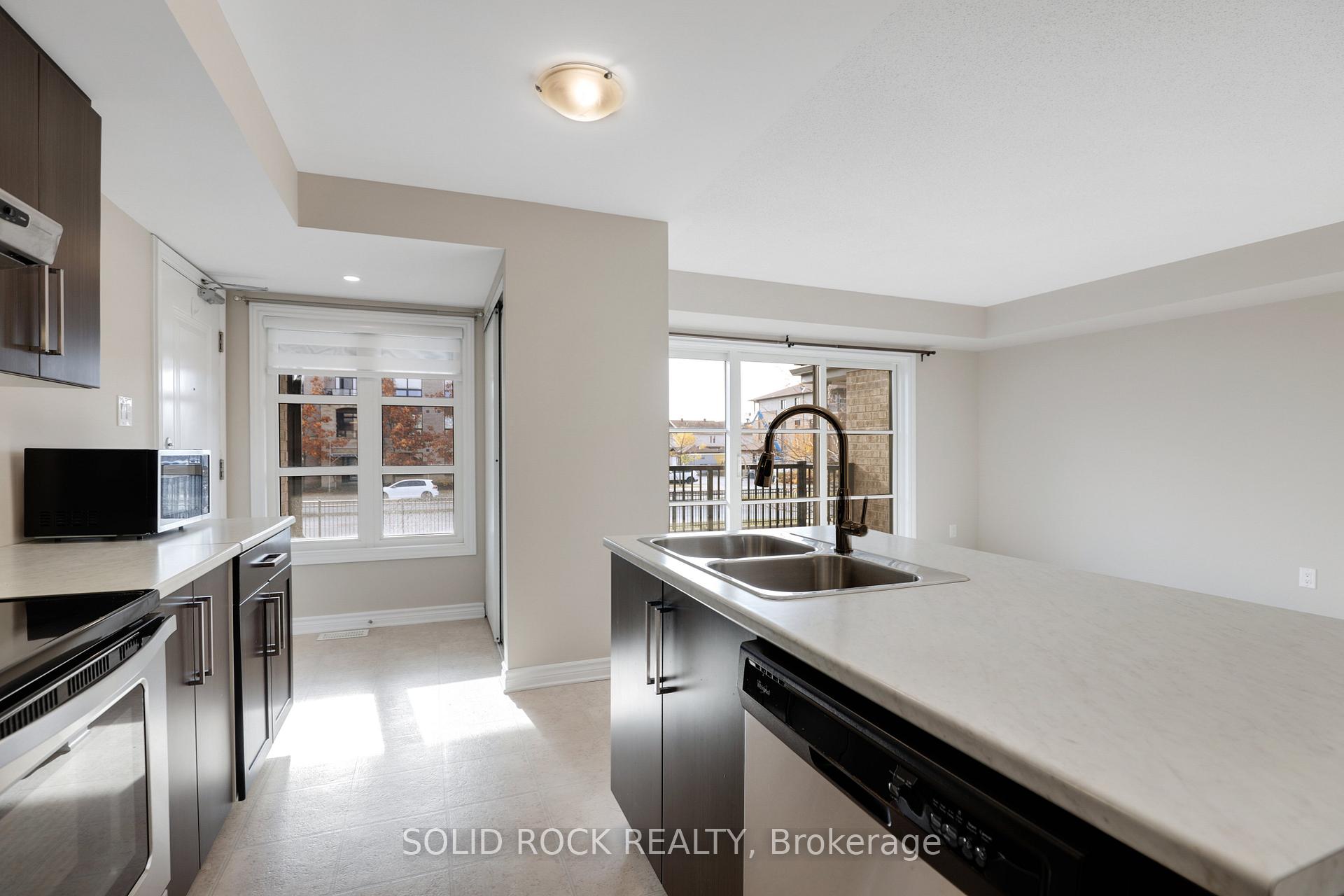 Photo 12 of 761 Chapman Mills Drive, Ottawa, Barrhaven - Strandherd — HOMEH