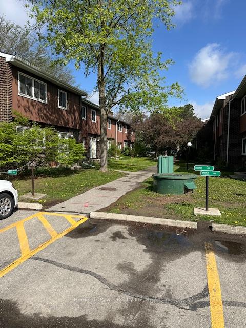 Photo 3 of Unit 103, 121 University Avenue E, Waterloo, Downtown Waterloo — HOMEH