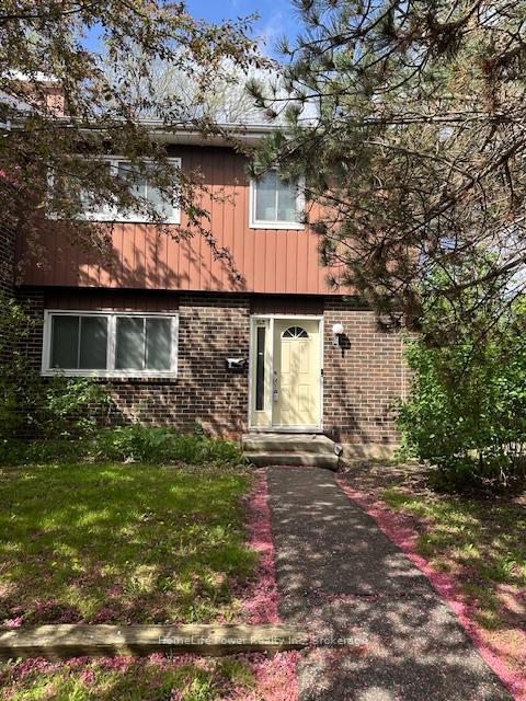 Photo 4 of Unit 103, 121 University Avenue E, Waterloo, Downtown Waterloo — HOMEH