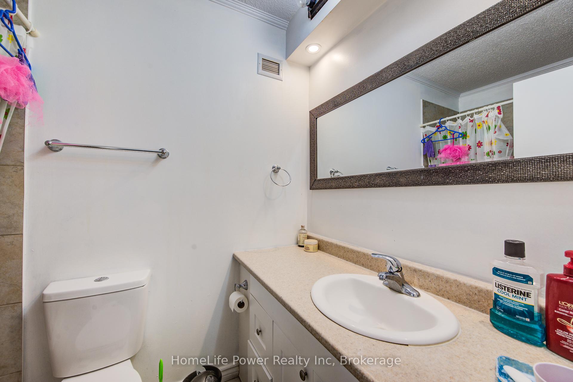 Photo 22 of Unit 103, 121 University Avenue E, Waterloo, Downtown Waterloo — HOMEH