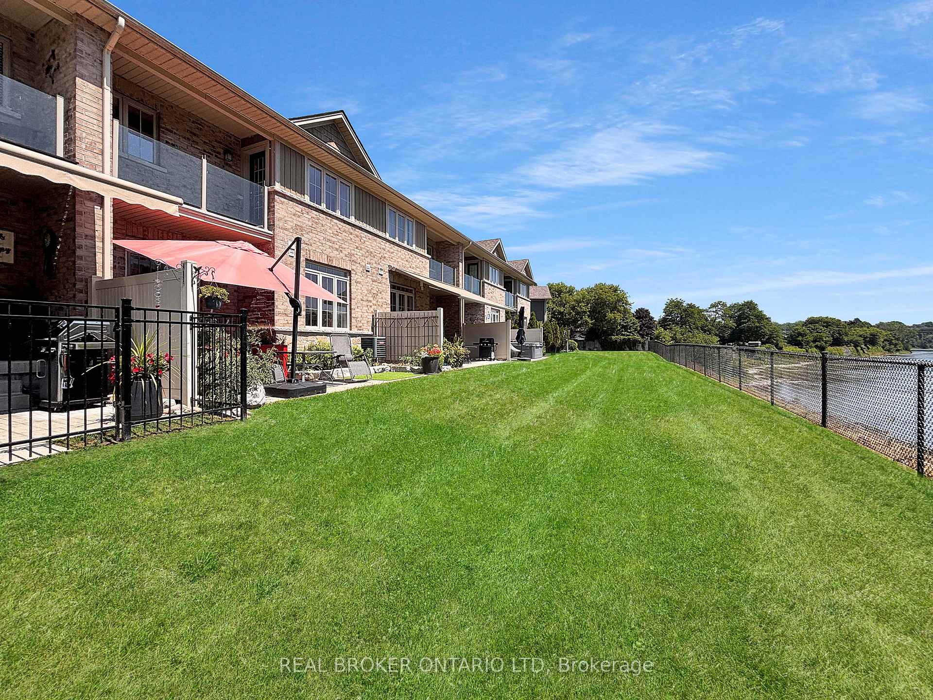 Photo 34 of Unit 08, 80 Willow Street, Brant, Paris — HOMEH