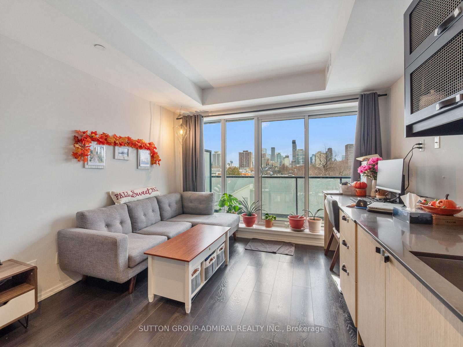 Photo 13 of Unit 406, 783 Bathurst Street, Toronto, The Annex — HOMEH