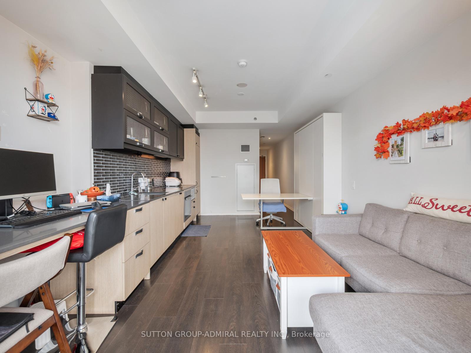 Photo 17 of Unit 406, 783 Bathurst Street, Toronto, The Annex — HOMEH