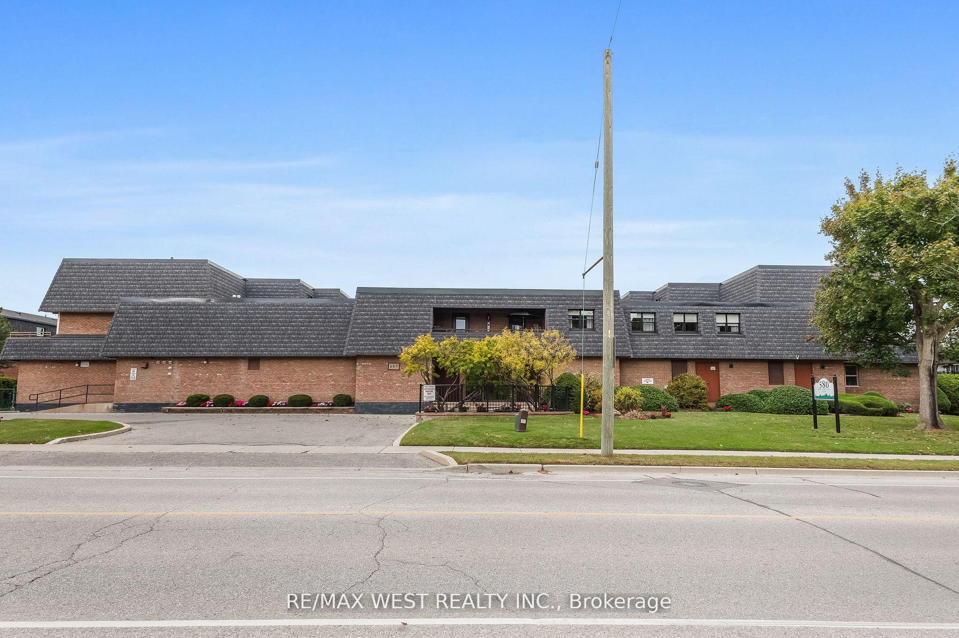 Photo 2 of Unit 226, 580 Mary Street E, Whitby, Downtown Whitby — HOMEH