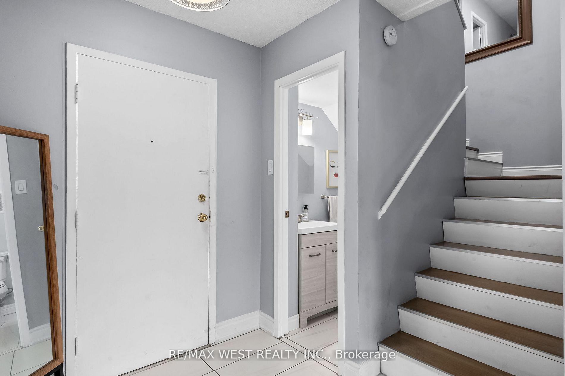 Photo 12 of Unit 226, 580 Mary Street E, Whitby, Downtown Whitby — HOMEH