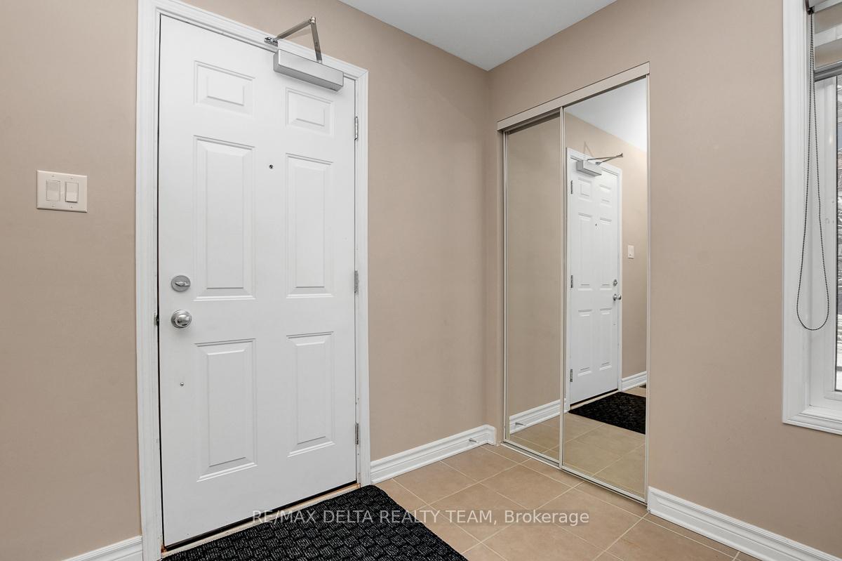 Photo 5 of Unit 1, 436 Leboutillier Avenue, Ottawa, Carson Meadows — HOMEH