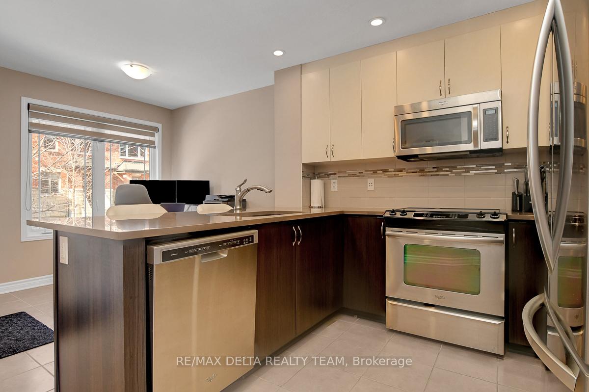 Photo 9 of Unit 1, 436 Leboutillier Avenue, Ottawa, Carson Meadows — HOMEH