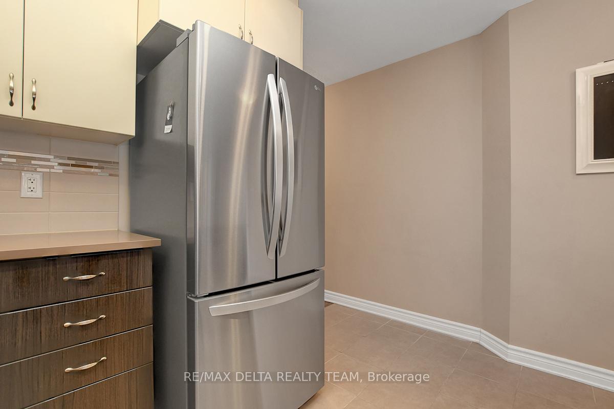 Photo 11 of Unit 1, 436 Leboutillier Avenue, Ottawa, Carson Meadows — HOMEH