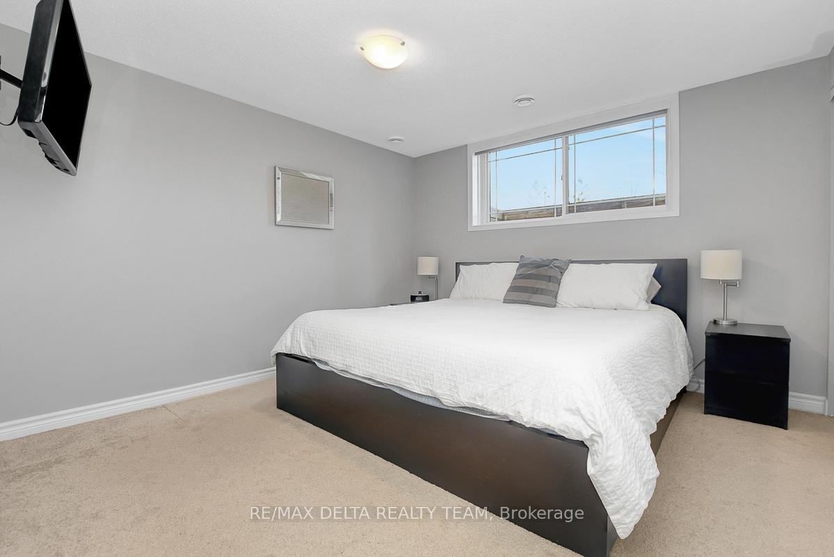 Photo 22 of Unit 1, 436 Leboutillier Avenue, Ottawa, Carson Meadows — HOMEH