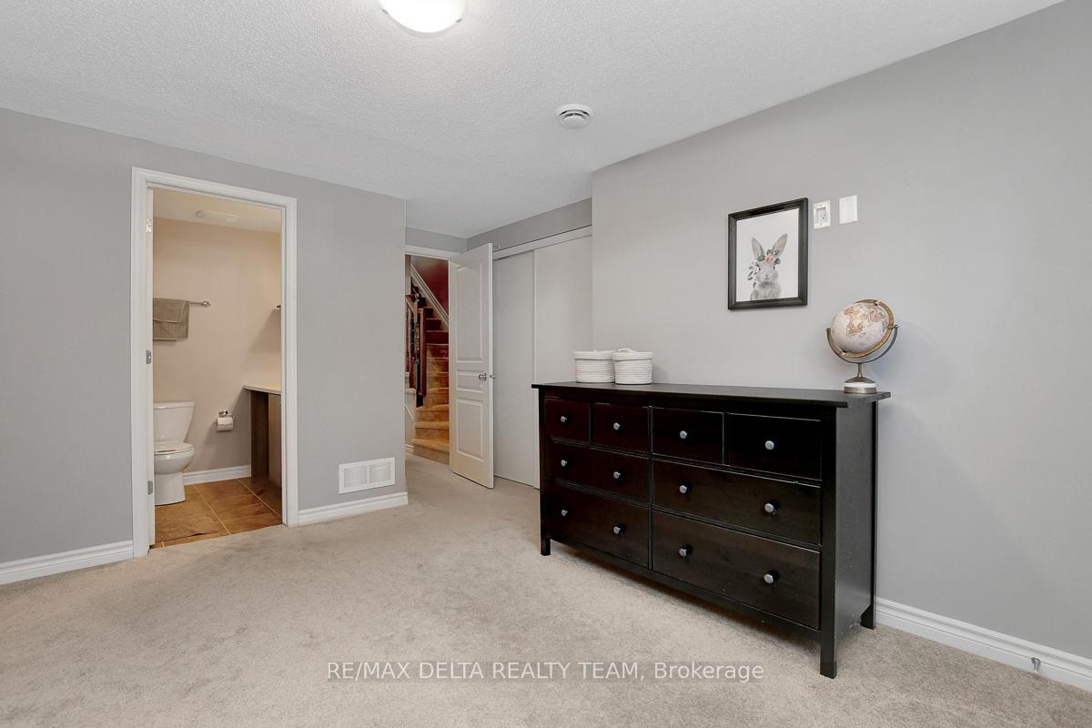 Photo 29 of Unit 1, 436 Leboutillier Avenue, Ottawa, Carson Meadows — HOMEH