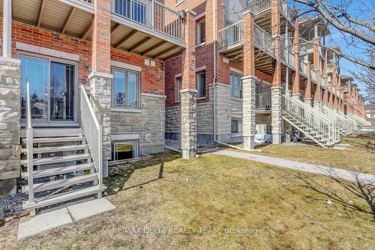 Photo 34 of Unit 1, 436 Leboutillier Avenue, Ottawa, Carson Meadows — HOMEH