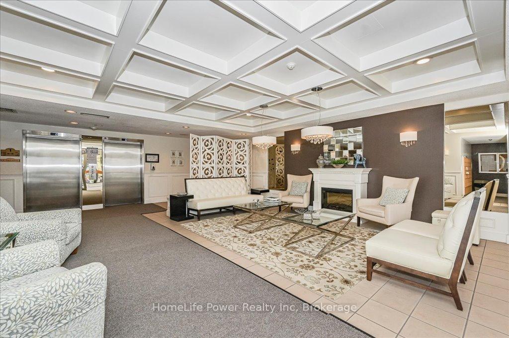 Photo 6 of Unit 809, 265 Westcourt Place, Waterloo — HOMEH