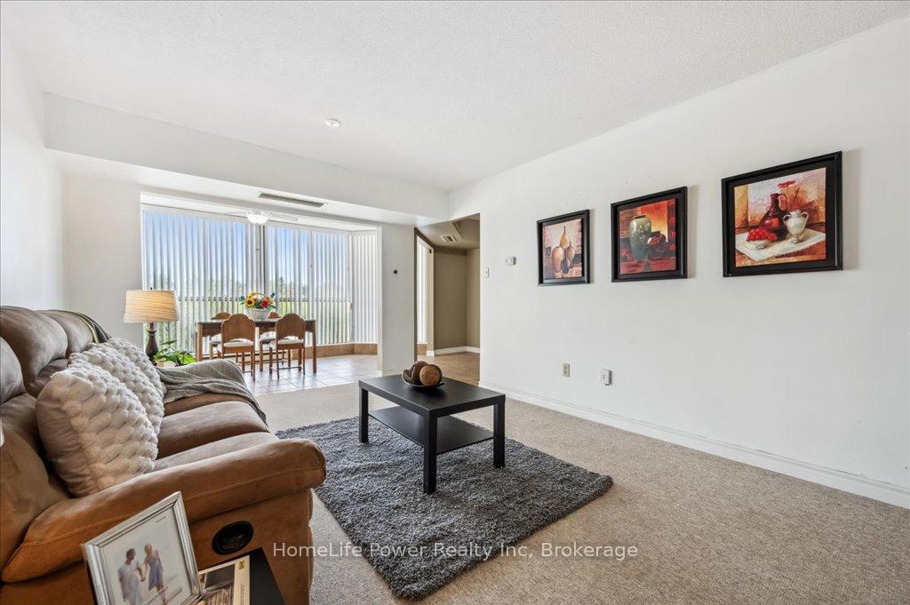 Photo 13 of Unit 809, 265 Westcourt Place, Waterloo — HOMEH